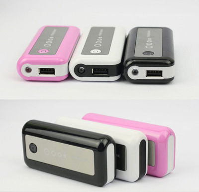 深圳乔威5600毫安移动电源 厂家直销，便携照明，数码生活好伴侣